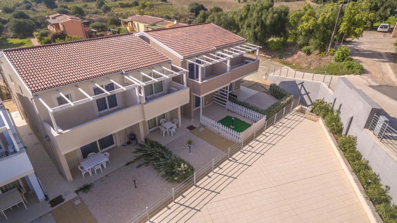 Villetta Federico Climatizzata Con Giardino Privato Viddalba Eksteriør bilde